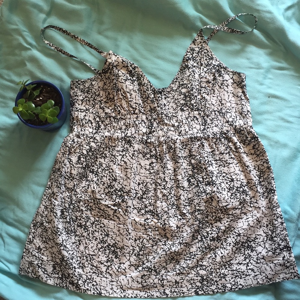 *Host Pick* Hurley tank size M
